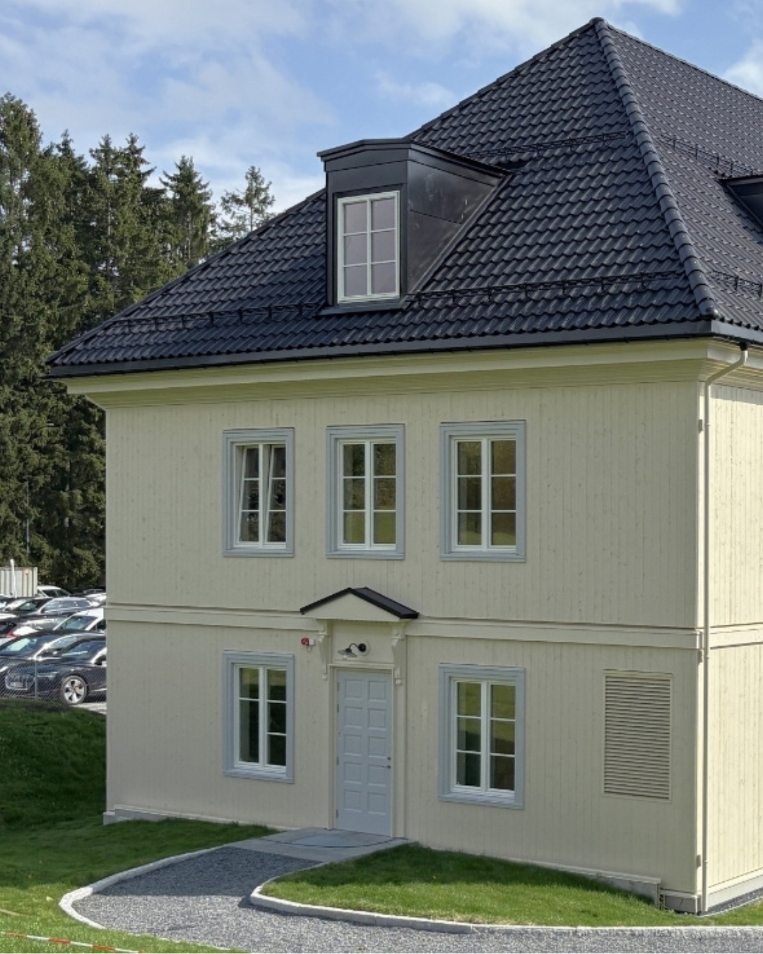 Blindern Studenterhjem med Heftig PRO+ skult innfesting