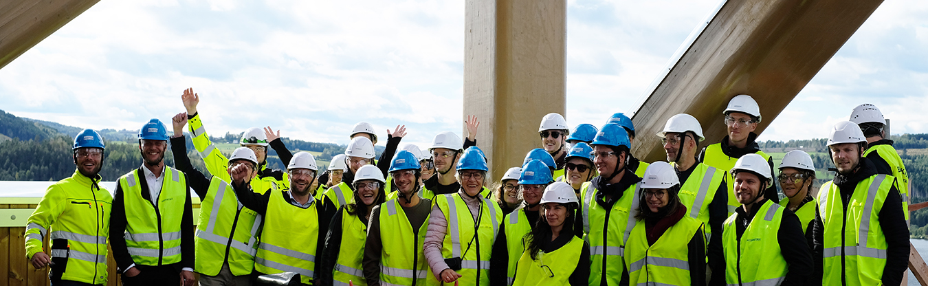 26 danske arkitekter og bygningskonstruktører var i Norge for at se på verdens højeste træhus