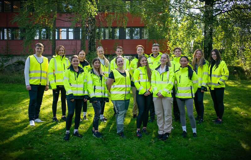 Gruppfoto av årets traineer.