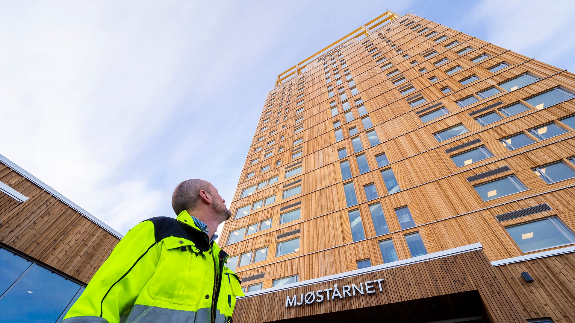 Mjøstårnet.jpg
