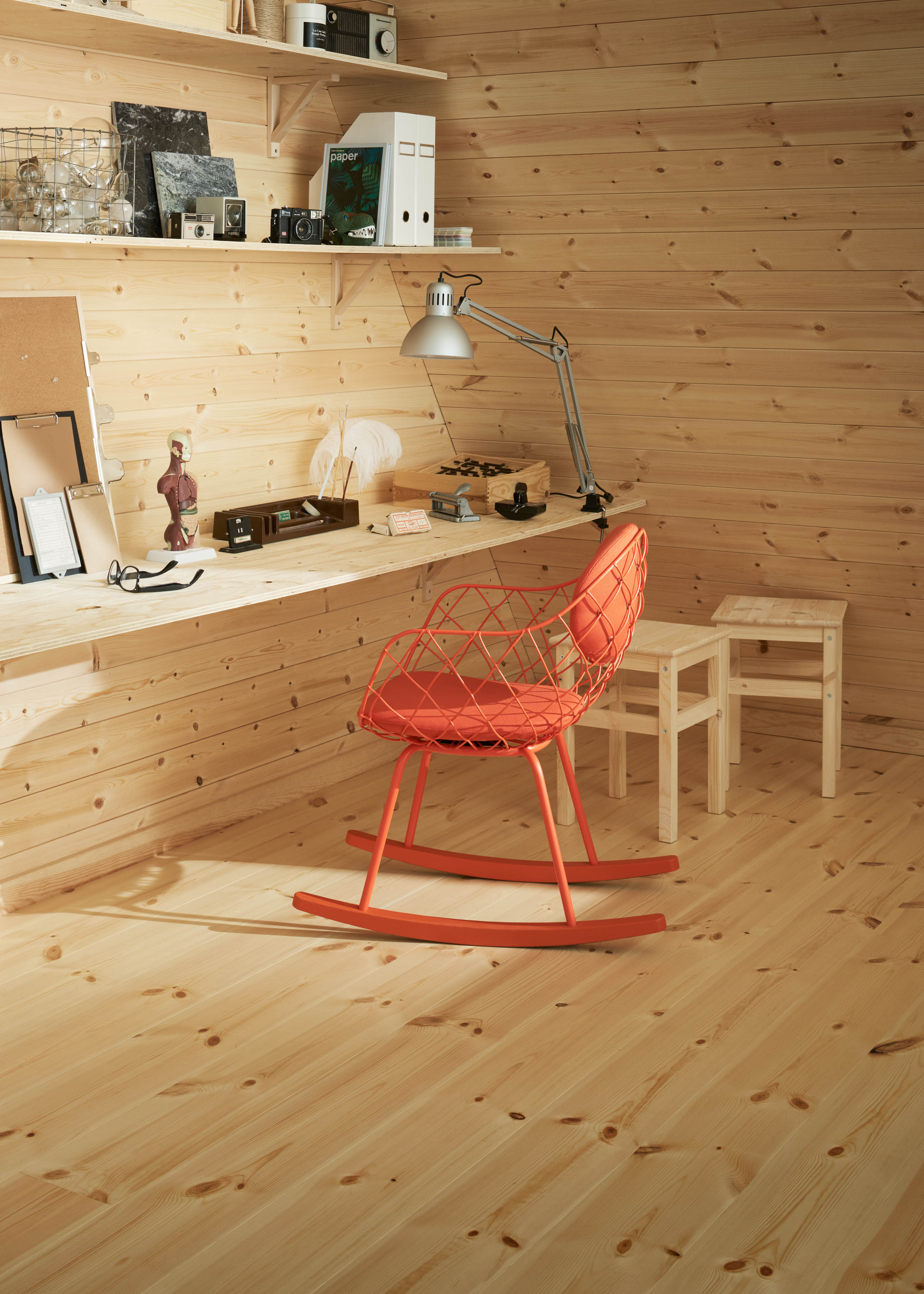 Moelvengolvet Nordic Furu i kontor med träinredning