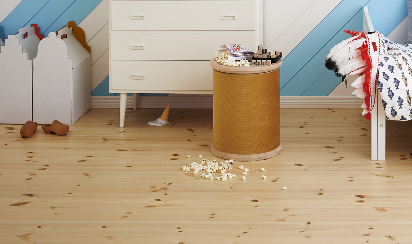 Moelvengolvet Nordic Furu – behandlat med  klar hårdvaxolja