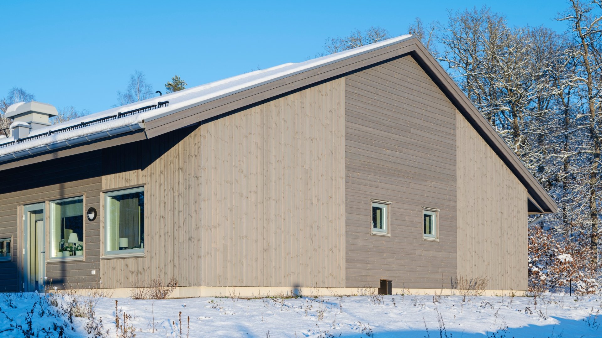 Fasad av Kärnfuru KulörOlja Patinagrå