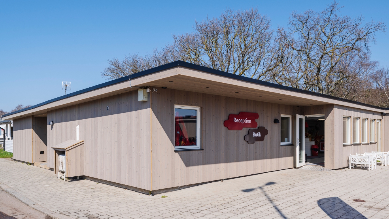 Fasad av ThermoWood med KulörOlja Silver