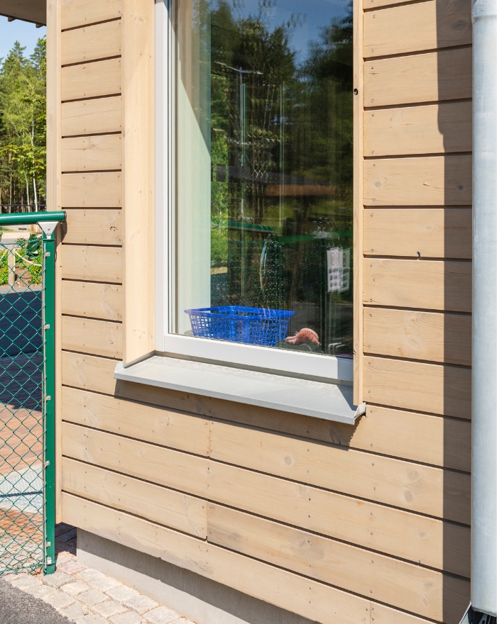 Panel av ThermoWood BT Pigment Silver