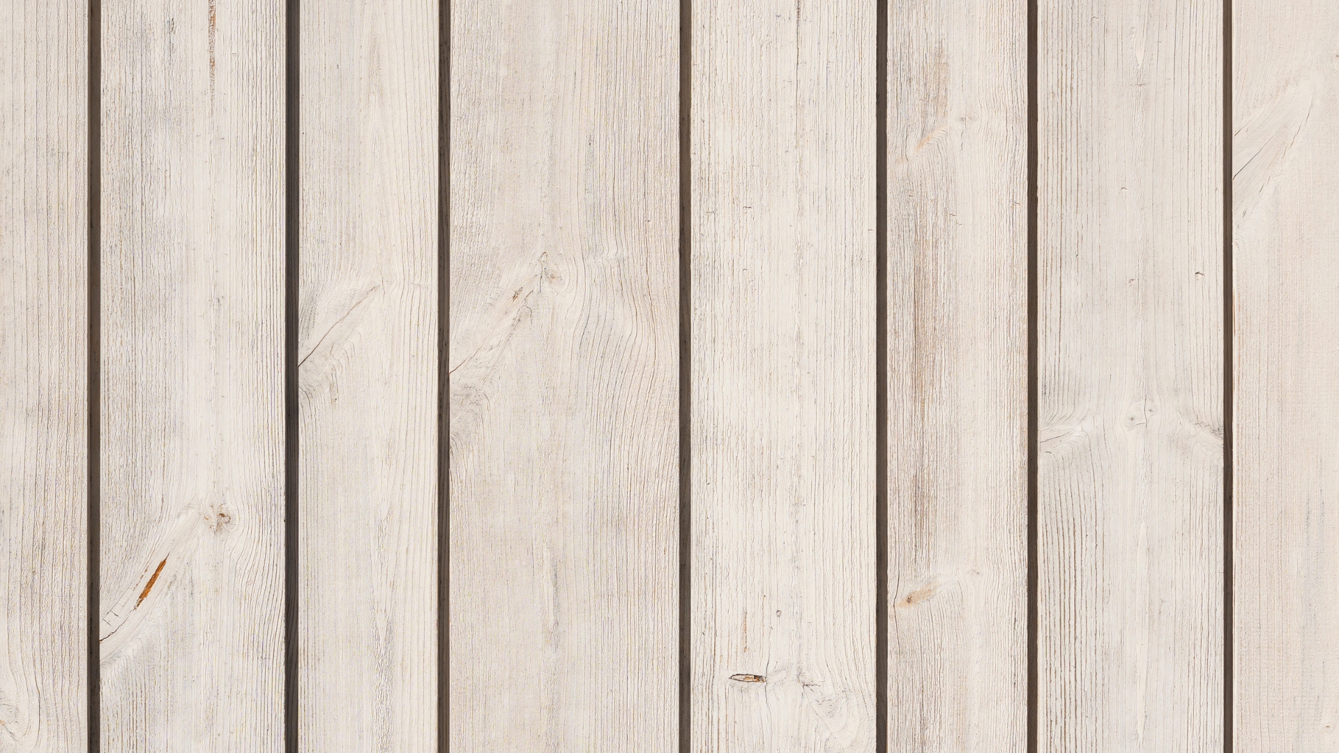 Fasad med panel av patinerad Thermowood med premiumolja Patinagrå.