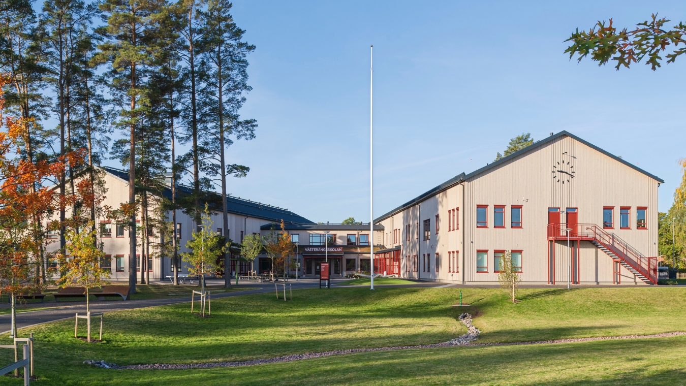 Fasad av ThermoWood med Premiumolja Patinagrå