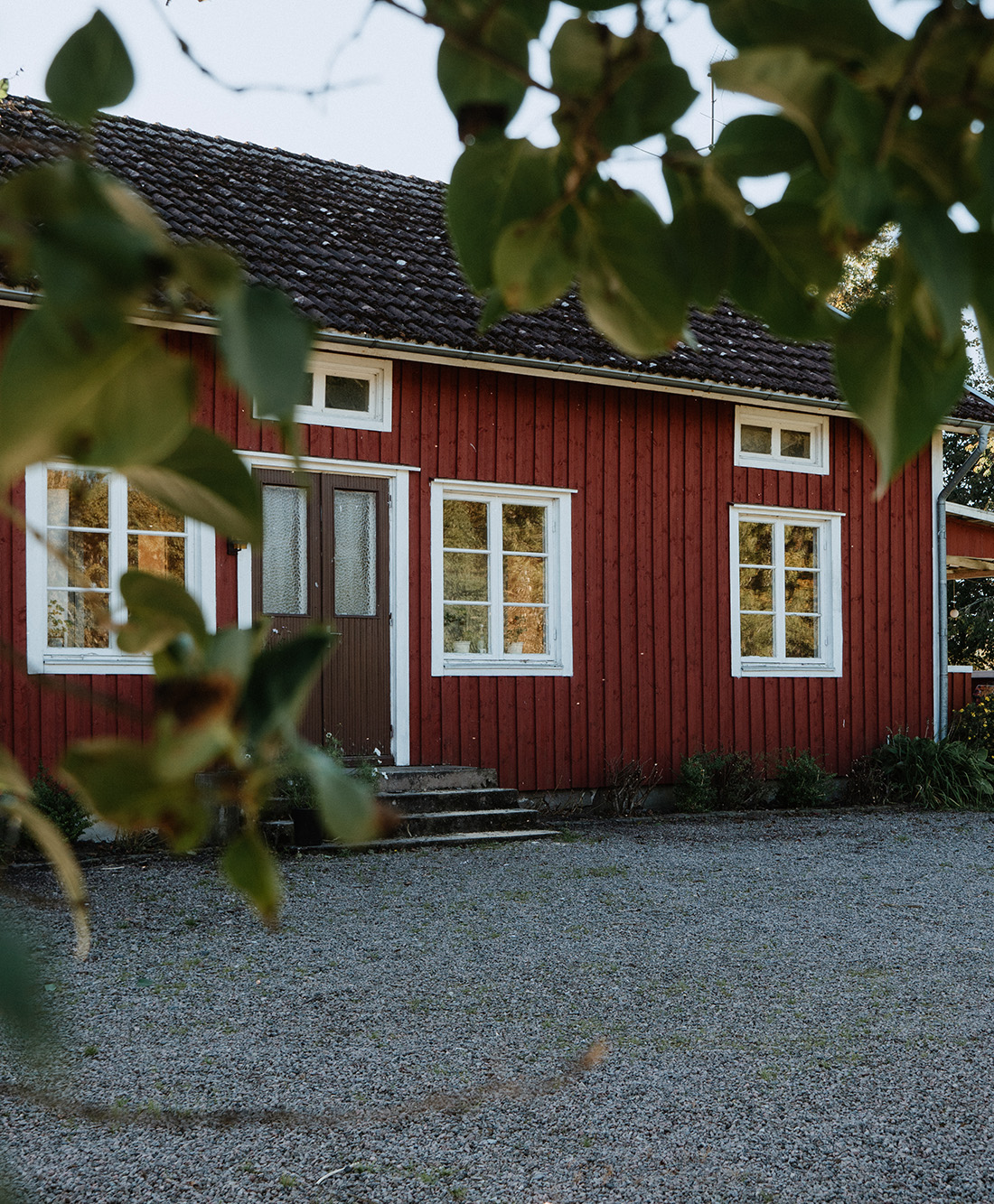 Prästgårdens framsida innan renoveringen