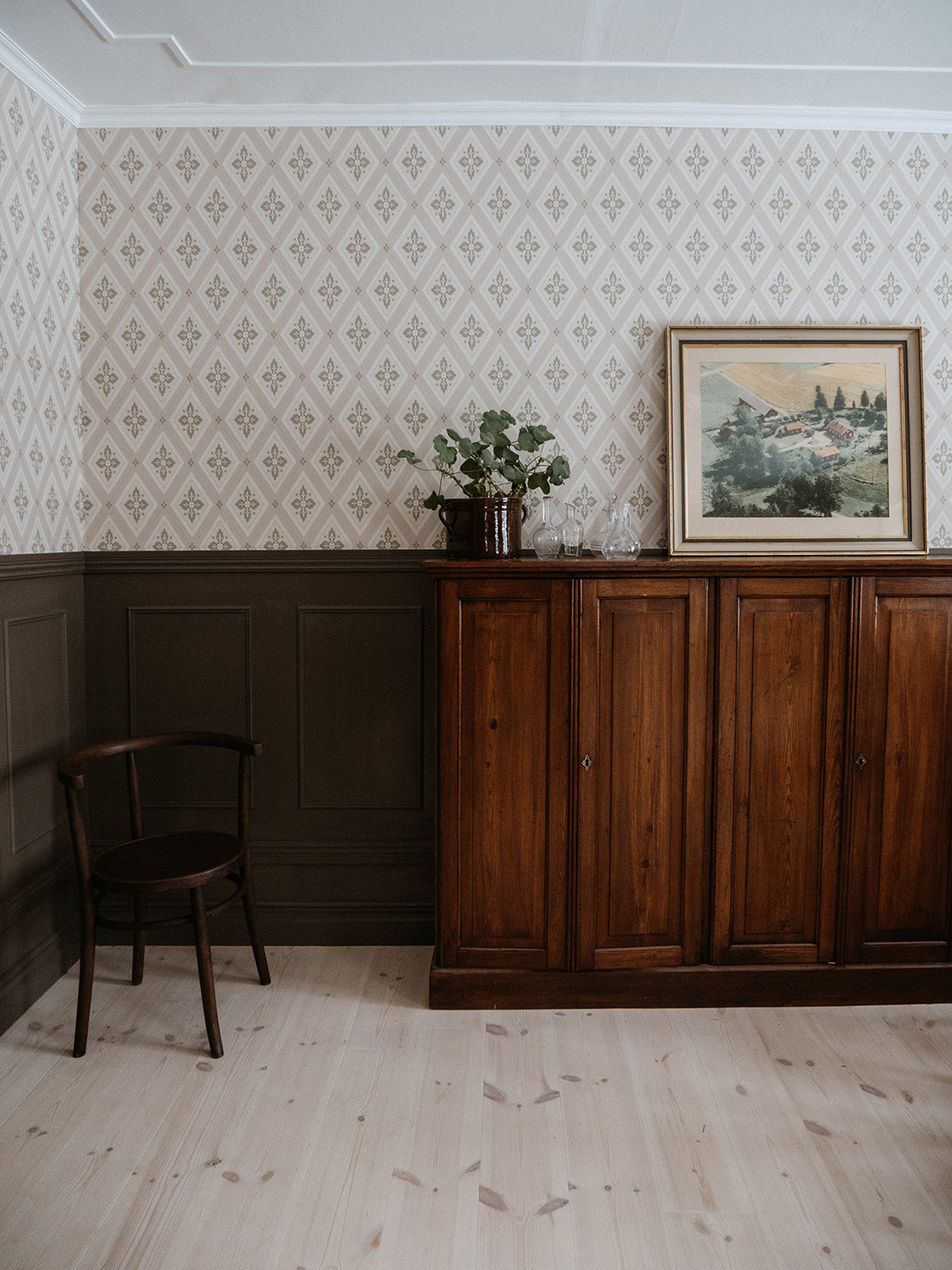 Inred med trä på tre olika sätt