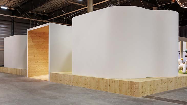 Ulike overflater møtte oss på Tendensutstillingen