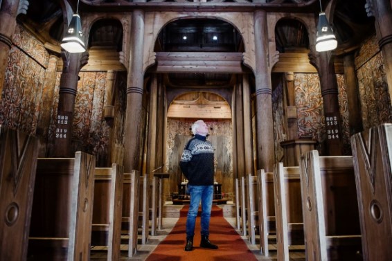 Malmfuru Stavkirke inni