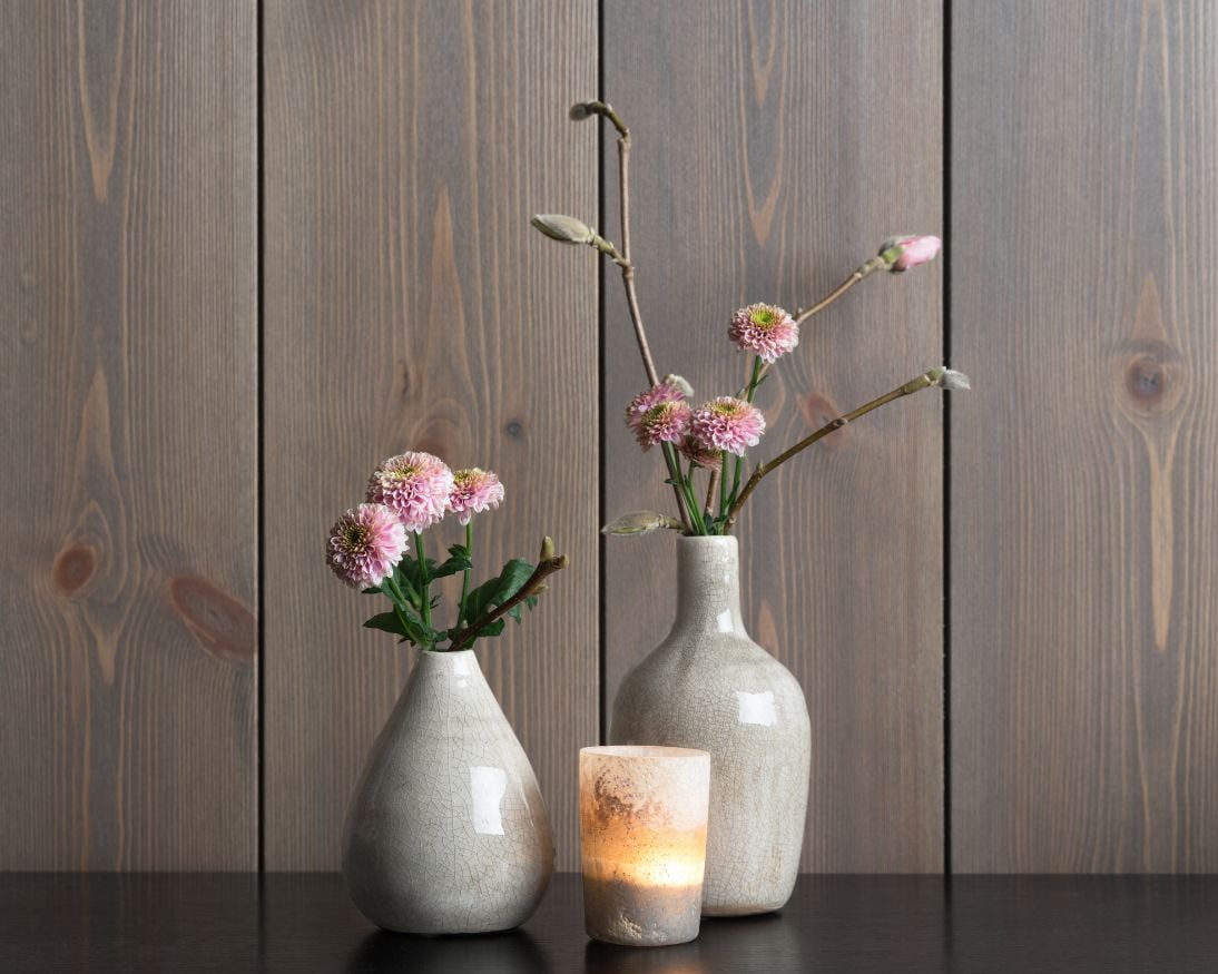 Moelven Herregårdspanel oljet i fargen Kongle.